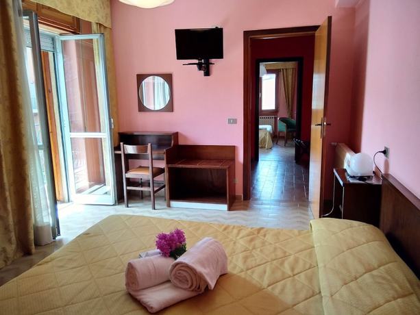 Imagen de la habitación del Hotel Cristallo. Foto 10