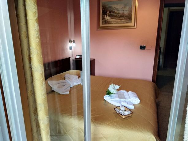 Imagen de la habitación del Hotel Cristallo. Foto 13