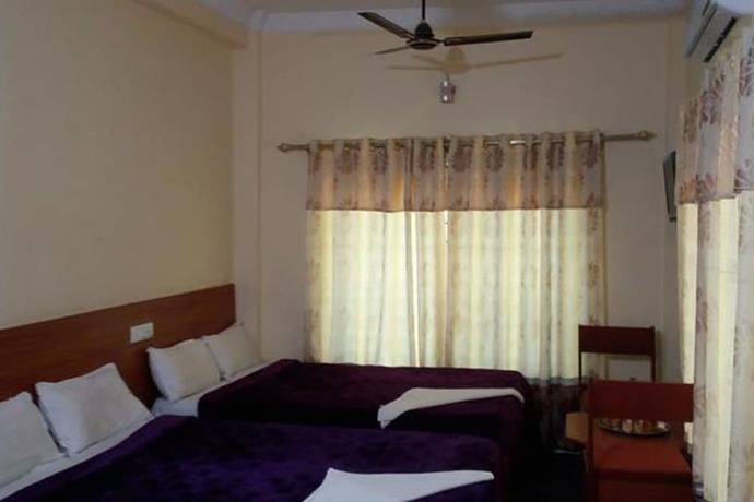 Imagen de la habitación del Hotel Daisy Park. Foto 16