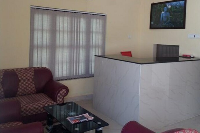 Imagen de los interiores del Hotel Daisy Park. Foto 18