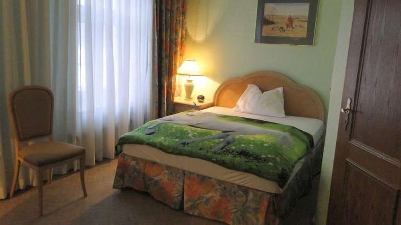Imagen de la habitación del Hotel Dallgow. Foto 11