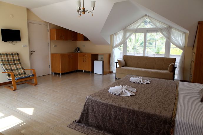 Imagen de la habitación del Hotel Dalos. Foto 7