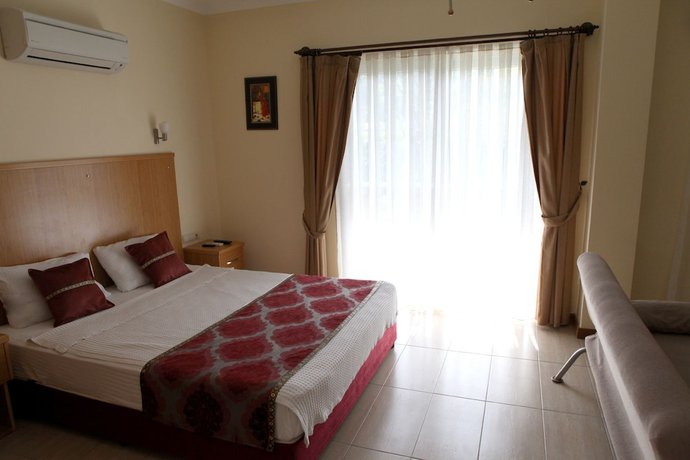 Imagen de la habitación del Hotel Dalos. Foto 9