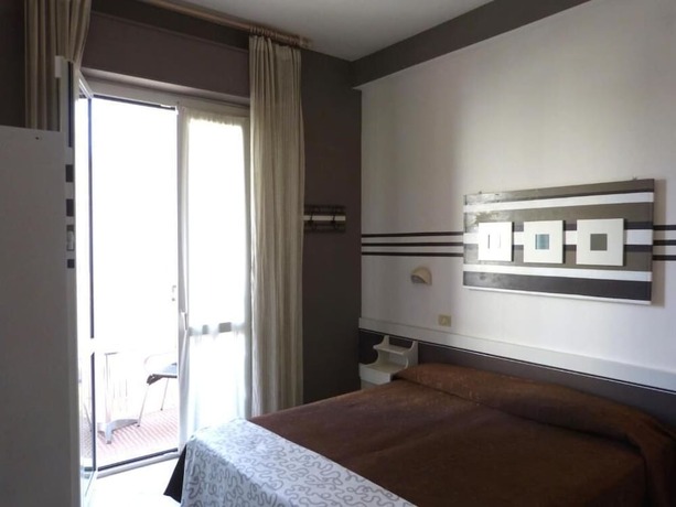 Imagen general del Hotel D\'annunzio. Foto 8