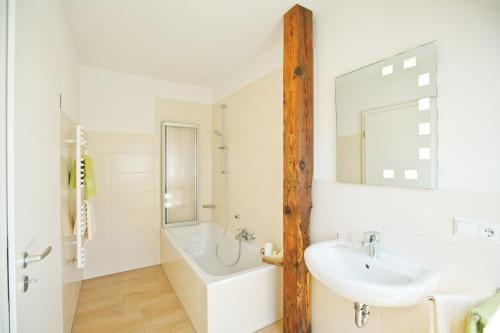 Imagen de la habitación del Hotel Das Kleine Gl&uuml;ck - Adults Only. Foto 7