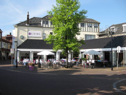 Imagen de la habitación del Hotel De Kroon. Foto 2