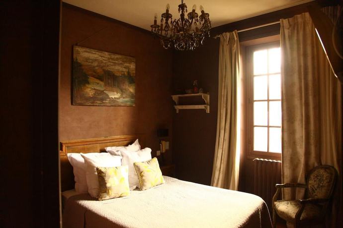 Imagen de la habitación del Hotel De L\'Abbaye, Longpont. Foto 13