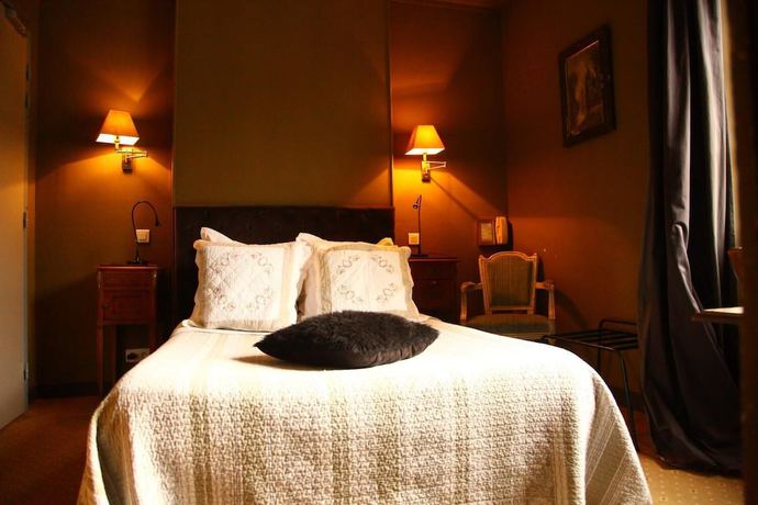 Imagen de la habitación del Hotel De L\'Abbaye, Longpont. Foto 15