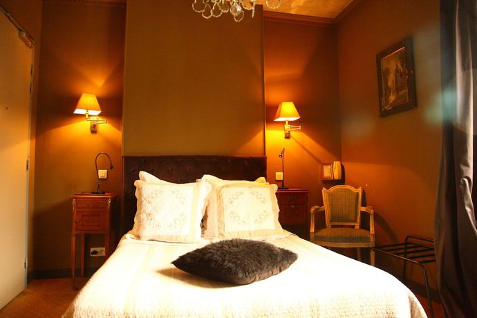 Imagen de la habitación del Hotel De L\'Abbaye, Longpont. Foto 16