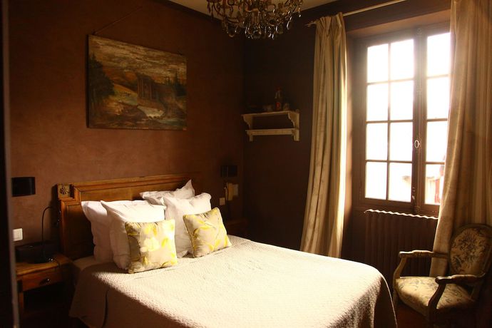 Imagen general del Hotel De L\'Abbaye, Longpont. Foto 1