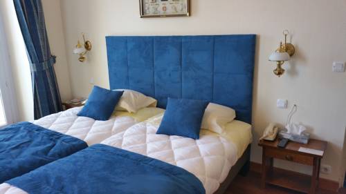Imagen de la habitación del Hotel De La Mer, TREGASTEL. Foto 10