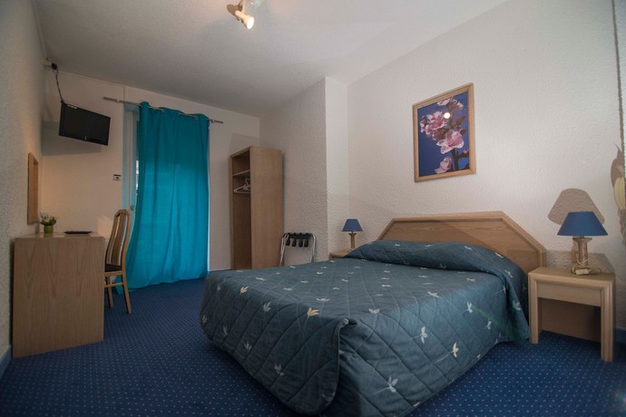 Imagen de la habitación del Hotel De La Poste, Douvaine. Foto 16
