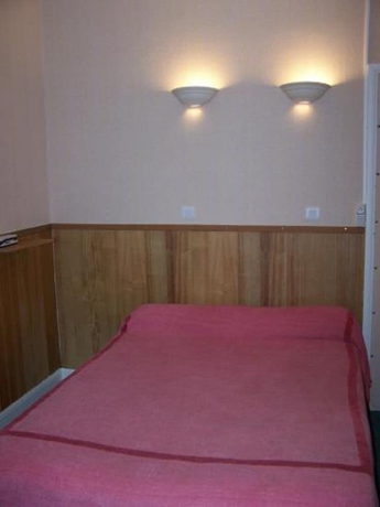 Imagen de la habitación del Hotel De La Poste Et Europe. Foto 18