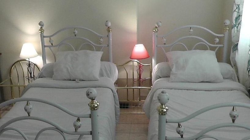 Imagen de la habitación del Hotel De La Renaissance. Foto 3