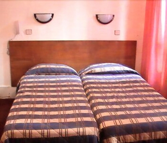 Imagen de la habitación del Hotel De Lorraine. Foto 5