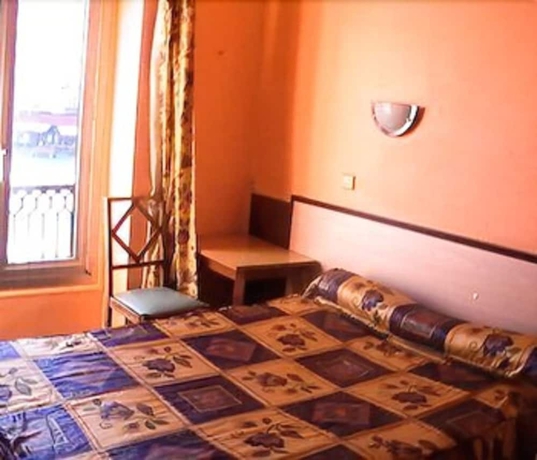 Imagen de la habitación del Hotel De Lorraine. Foto 10