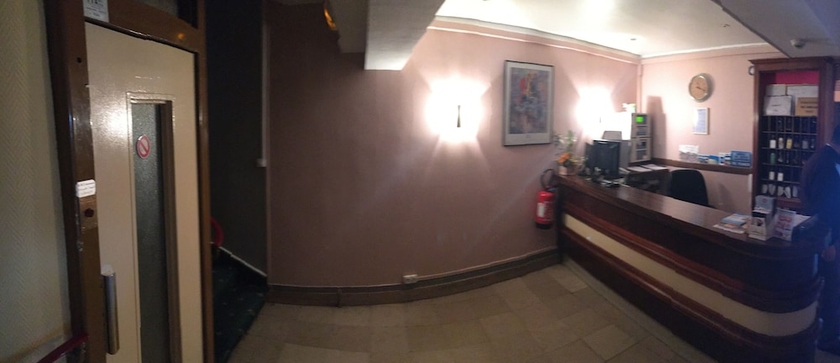 Imagen de los interiores del Hotel De Lorraine. Foto 17