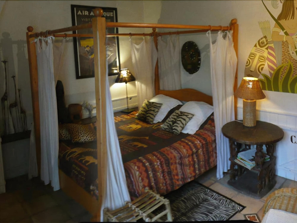 Imagen de la habitación del Hotel De Nesle. Foto 4