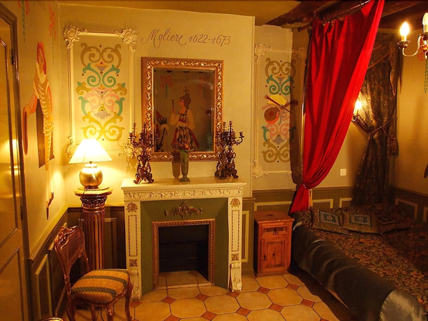 Imagen de la habitación del Hotel De Nesle. Foto 5