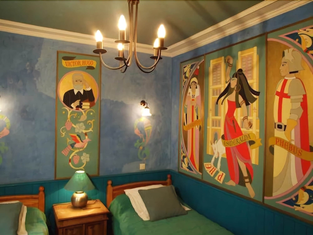 Imagen de la habitación del Hotel De Nesle. Foto 12