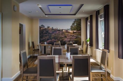 Imagen de la habitación del Hotel Dea. Foto 6