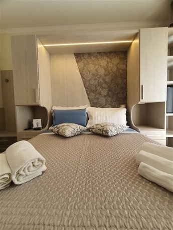 Imagen de la habitación del Hotel Deborah. Foto 14