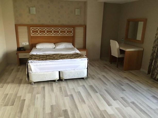 Imagen de la habitación del Hotel Dedemin 2. Foto 6