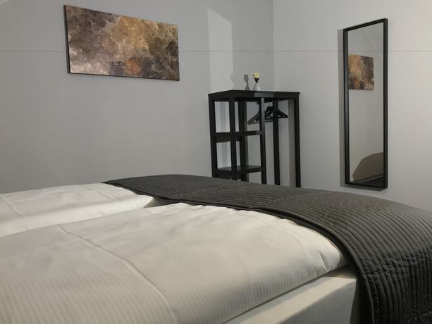 Imagen de la habitación del Hotel Degen. Foto 6