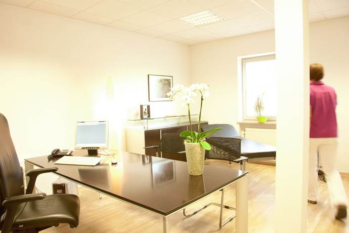 Imagen de la piscina del Hotel Dein Franz. Foto 20