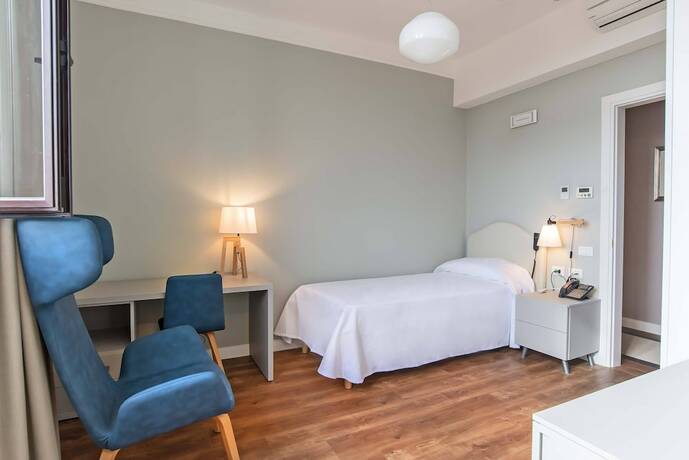 Imagen de la habitación del Hotel Delle Civette. Foto 11