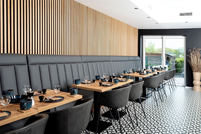 Imagen de los interiores del Hotel Deluxe. Foto 16