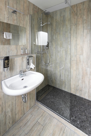 Imagen de la habitación del Hotel Deluxe. Foto 9