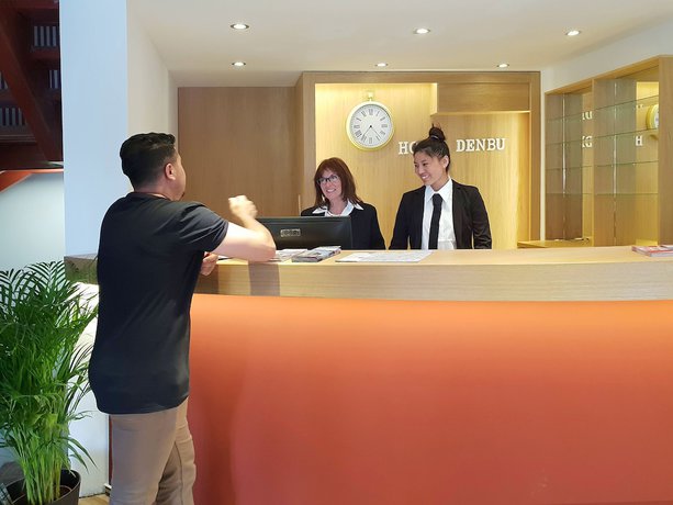 Imagen de los interiores del Hotel Denbu. Foto 18