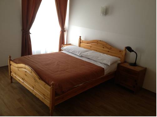 Imagen de la habitación del Hotel Des Alpes. Foto 11