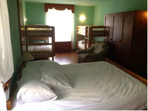 Imagen de la habitación del Hotel Des Alpes. Foto 15