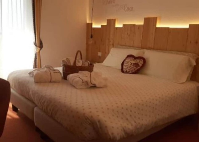 Imagen de la habitación del Hotel Des Alpes, Molveno. Foto 4