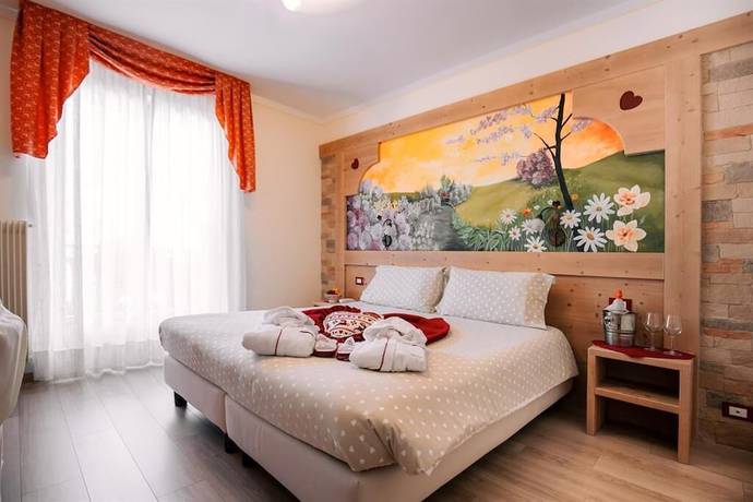 Imagen de la habitación del Hotel Des Alpes, Molveno. Foto 5