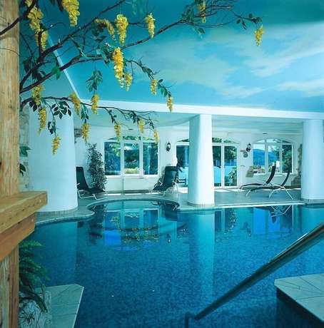 Imagen de la piscina del Hotel Des Alpes, Molveno. Foto 18
