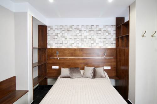 Imagen de la habitación del Hotel Des Pyrénées, Père Lachaise. Foto 8