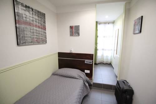 Imagen de la habitación del Hotel Des Pyrénées, Père Lachaise. Foto 10