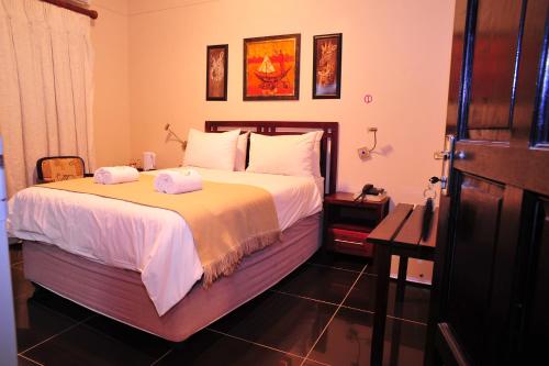 Imagen de la habitación del Hotel Destiny. Foto 17