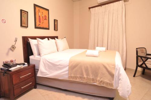 Imagen de la habitación del Hotel Destiny. Foto 18