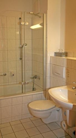 Imagen general del Hotel Deutsches Haus. Foto 8