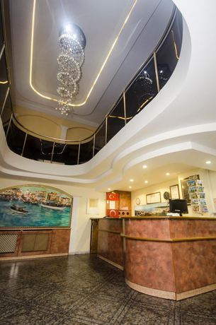 Imagen de los interiores del Hotel Devman, Beyoglu. Foto 17