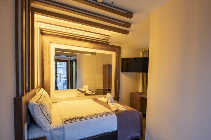 Imagen de la habitación del Hotel Di Poesia. Foto 8