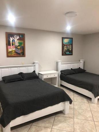 Imagen general del Hotel Diamante. Foto 13