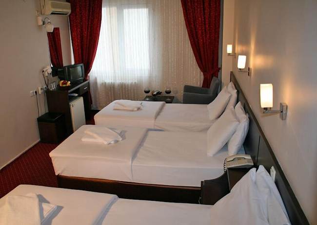 Imagen de la habitación del Hotel Diana, Fatih. Foto 10