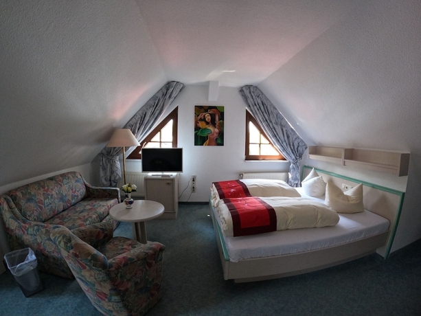 Imagen de la habitación del Hotel Diana, Sch&ouml;nwalde-Glien. Foto 3