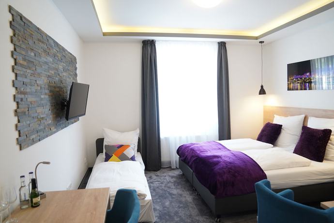 Imagen de la habitación del Hotel Dias. Foto 12