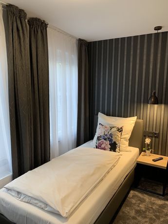 Imagen de la habitación del Hotel Dias. Foto 17